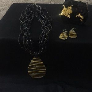 Ladies Necklace and Earrings